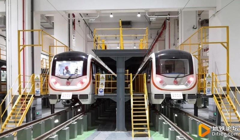 杭州地铁9号线开通运营