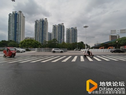 南京地铁9号线一期工程汉中门大街站主体围护结构开工