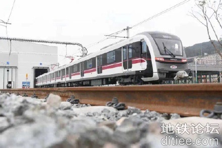 重庆地铁9号线一期实现电通 年内有望建成通车