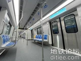 北京地铁新线智能列车年底将亮相
