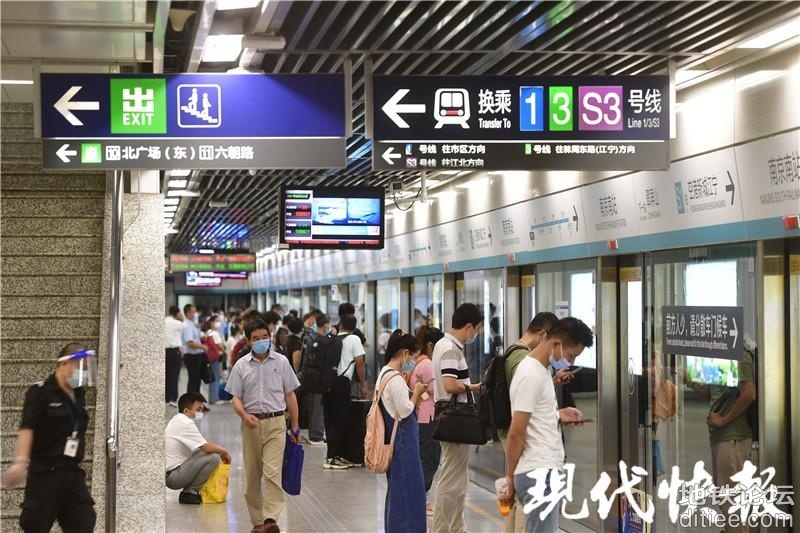 200.6 万！南京地铁客流恢复至疫情前七成