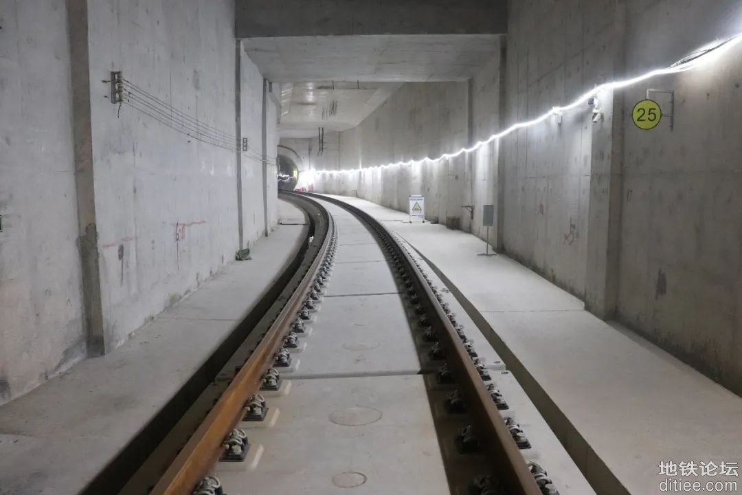 深圳地铁14号线全线铺轨已完成45.3%