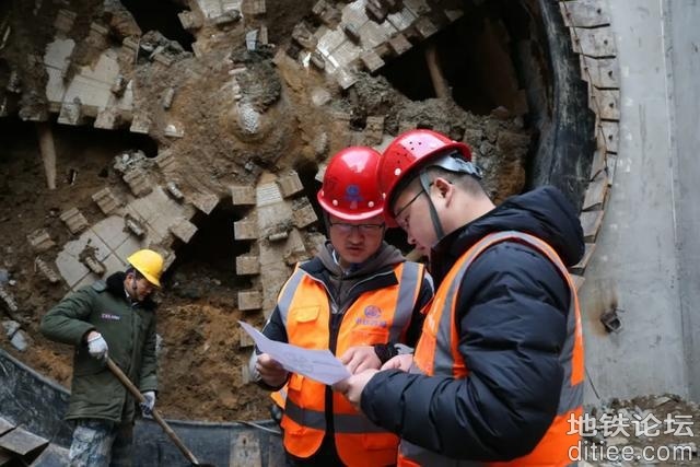 沈阳地铁2号线南延线一标全沈区间双线贯通