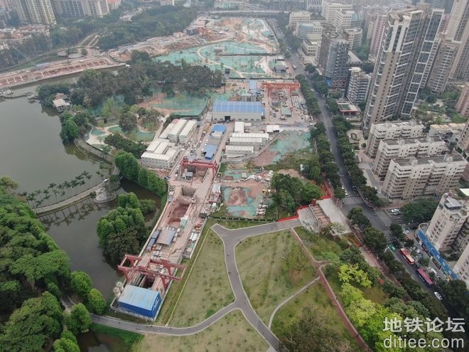 广州地铁11号线天华区间双线盾构隧道顺利贯通