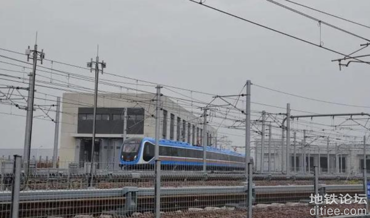郑州郑许市域铁路进行热滑测试