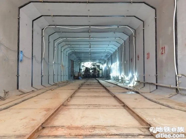 广州地铁11号线迎来多条隧道贯通