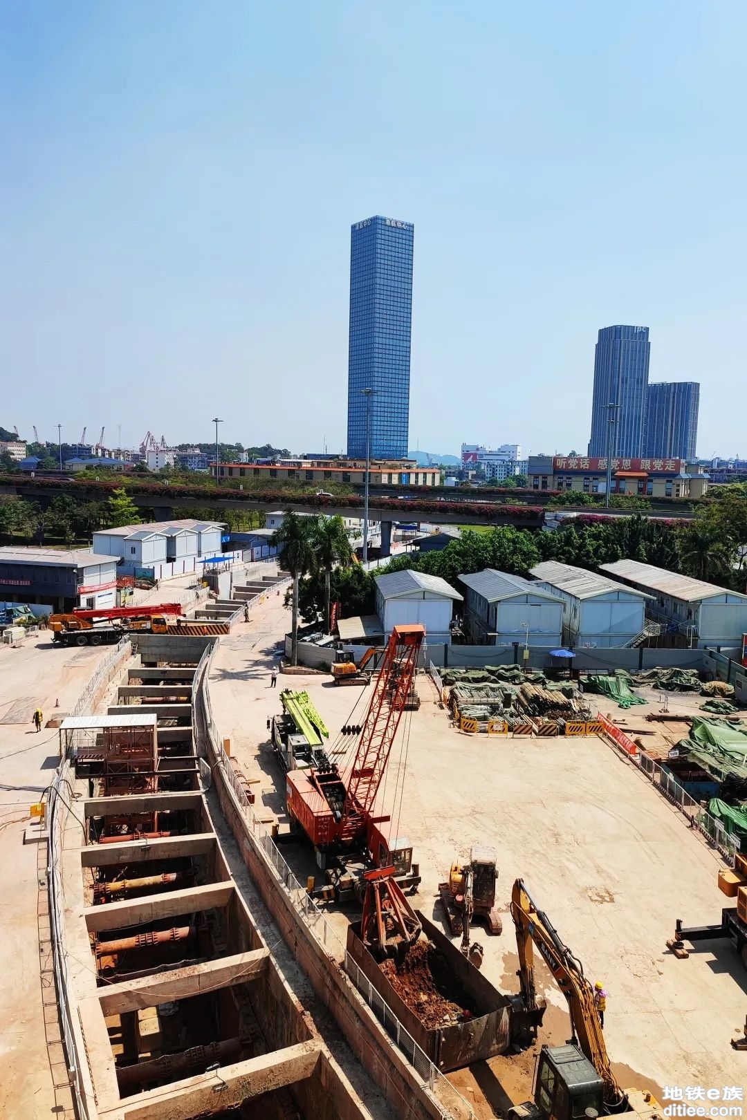 广州地铁13线二期工程鱼珠停车场出入线主体结构顺...
