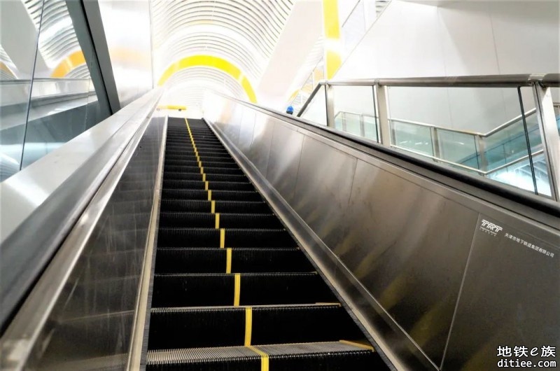天津地铁10号线首批自动扶梯顺利通过专项验收