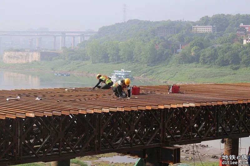 重庆轨道15号线廖家溪轨道专用桥按下施工“快进键”