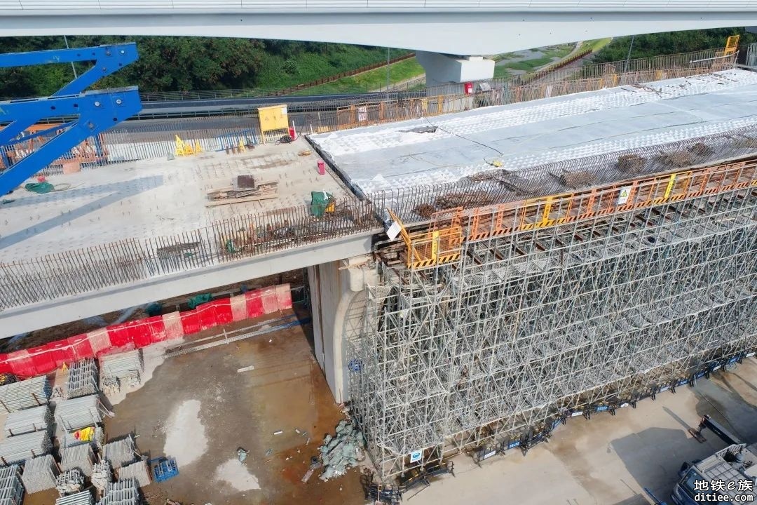 深圳6号线支线二期：全线首座地铁桥梁主体结构完工