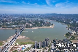 李家沱长江复线桥建设忙