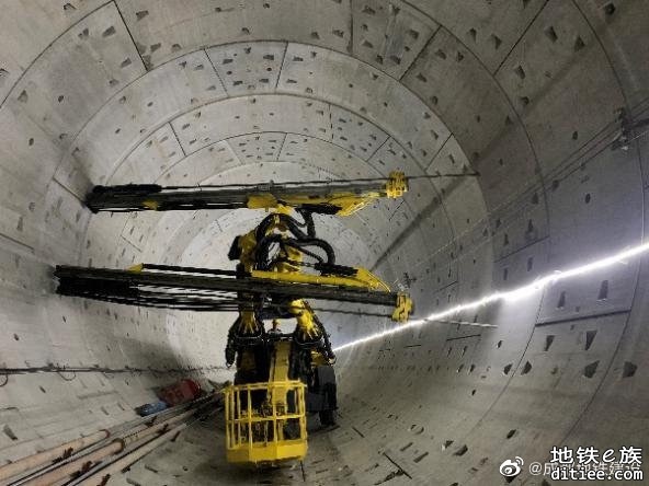 19号线二期九江北-龙桥路区间1号联络通道特别危大工程顺利完工！