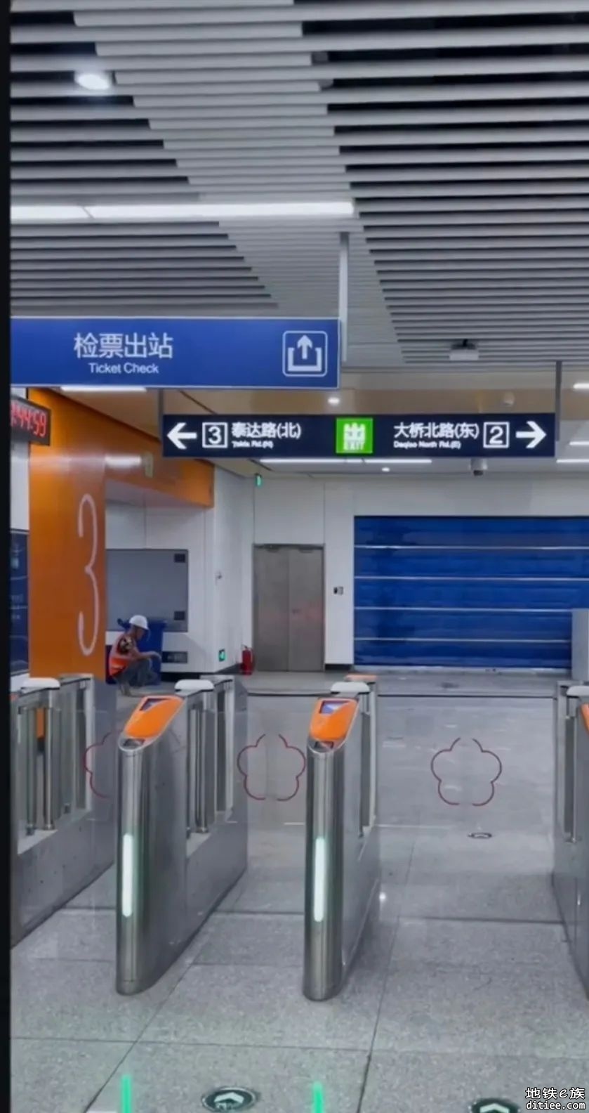 南京S8号线南延线站点内景图流出