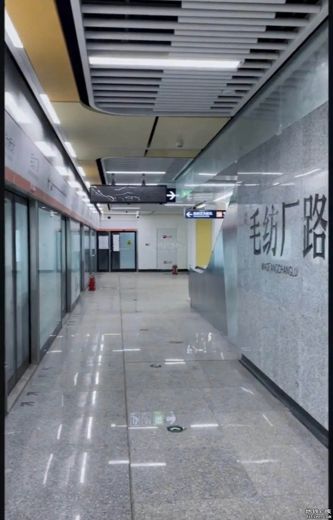 南京S8号线南延线站点内景图流出