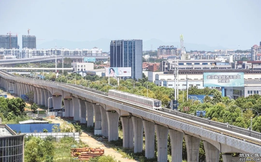 武汉地铁7号线(前川线)“出地上天”，通车后可从江夏直...