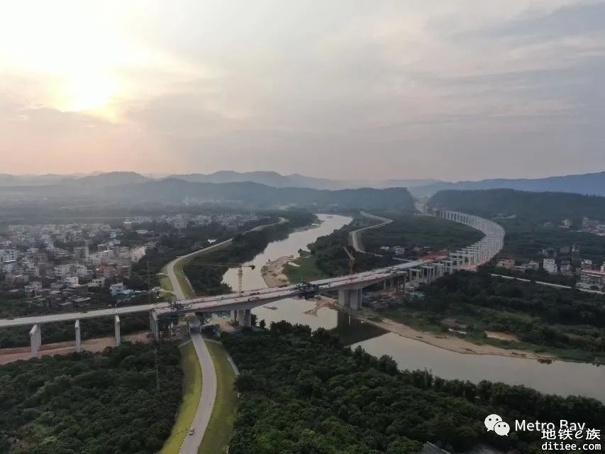 预计明年全线通车！广州从埔高速流溪河特大桥合龙