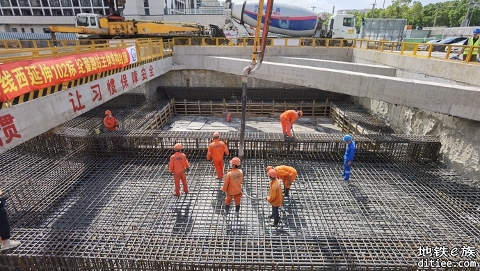 上海地铁13号线西延伸首个车站主体结构封顶