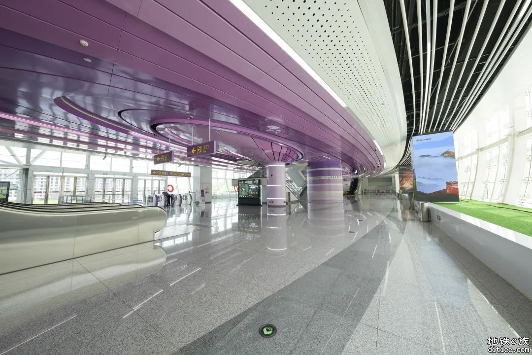 “6”光溢彩 活力无限 郑州地铁6号线一期首通段开通运营