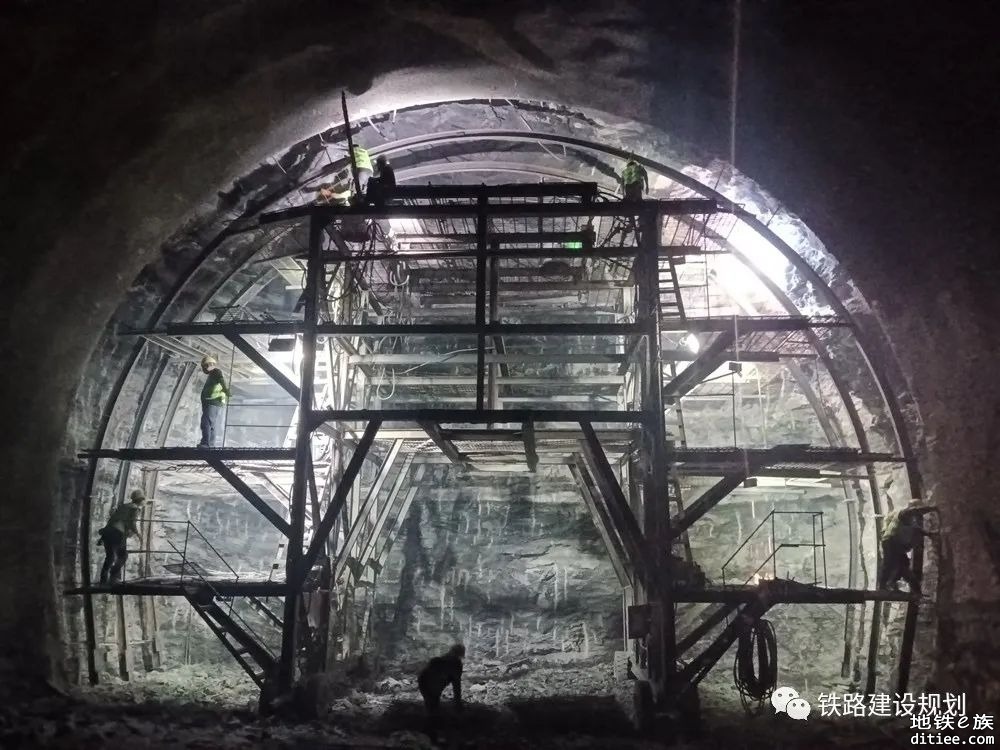 西延高铁全线最长隧道将于后年初竣工