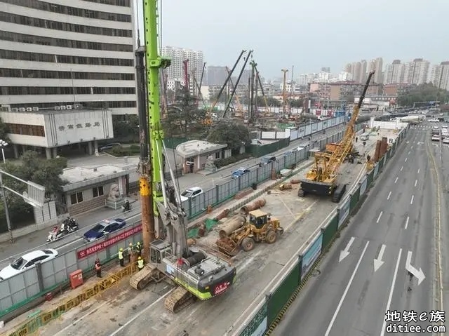 济南地铁6号线主体围护结构首桩正式开钻