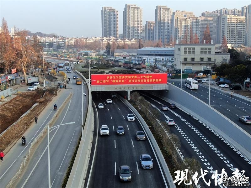 新隧道开通后更堵了？南京城北片区疏堵待破题