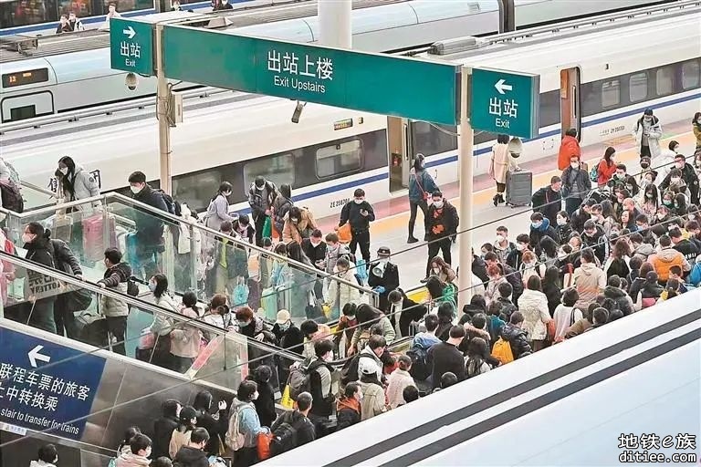 深圳北站到达旅客连续两日破历史纪录