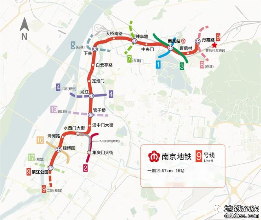 南京地铁9号线2标一工区盾构机下井吊装顺利完成