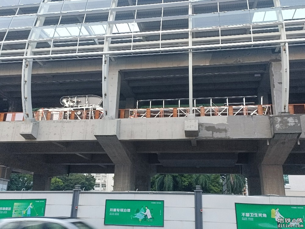 深圳地铁3号线四期工程梨园站新进展
