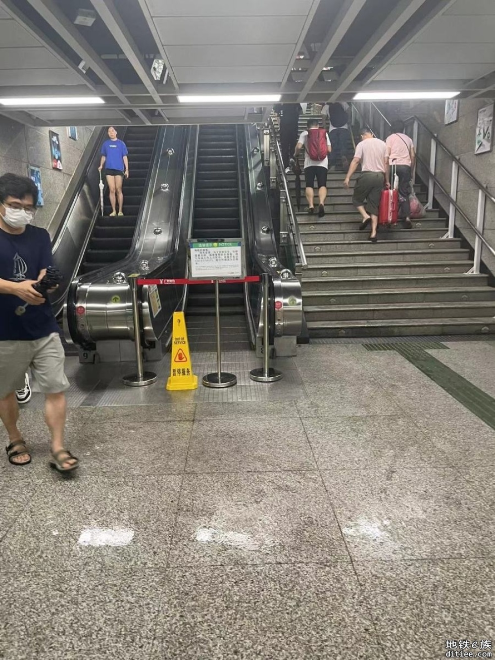 地铁市桥站、南浦站暴雨纪实，市桥站B口已经正常运营