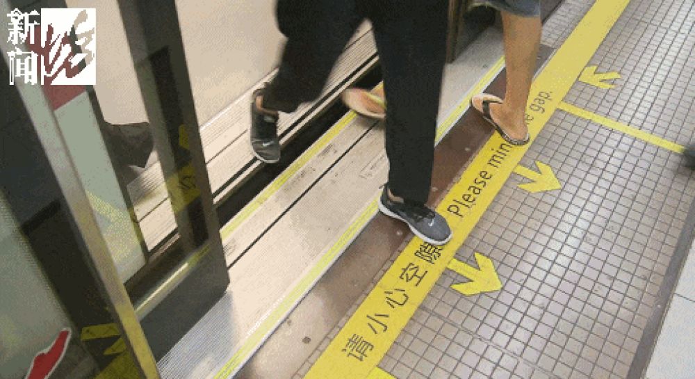 8天卡住2个！上海地铁连发乘客“卡腿”事件，原因搞清楚...