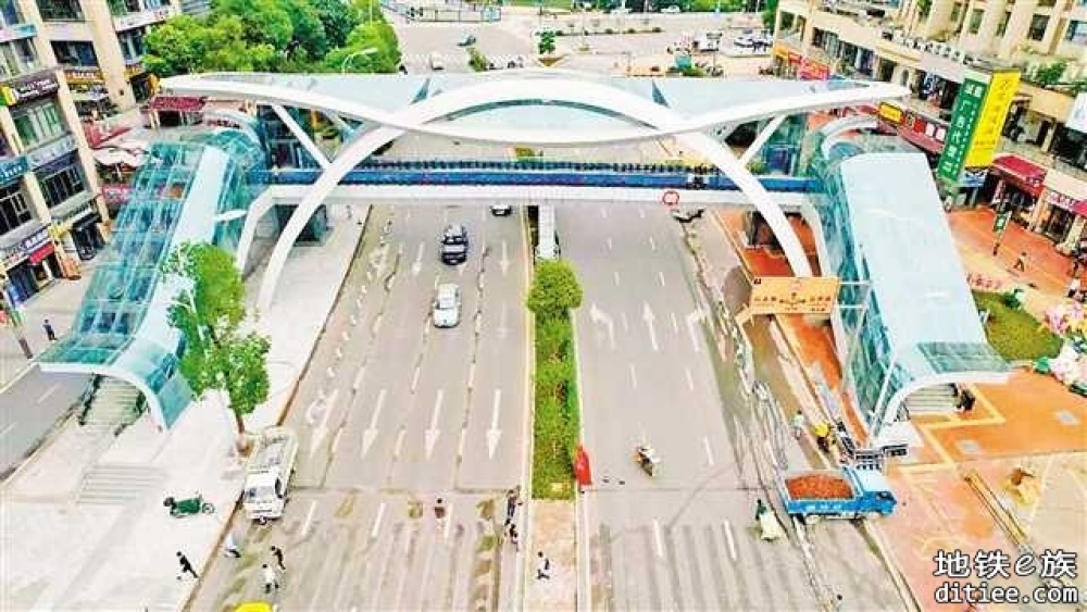 重庆完成60个轨道步行便捷性提升项目 方便近两百个小区近百万人出行