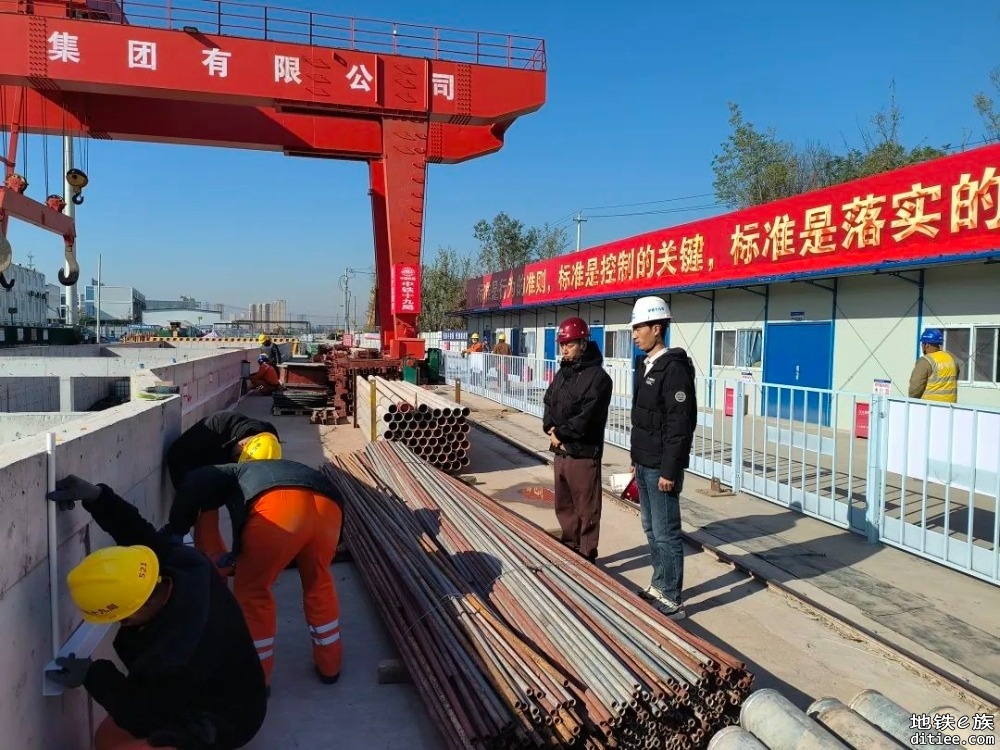 北京轨交13号线扩能提升工程首台盾构机顺利始发