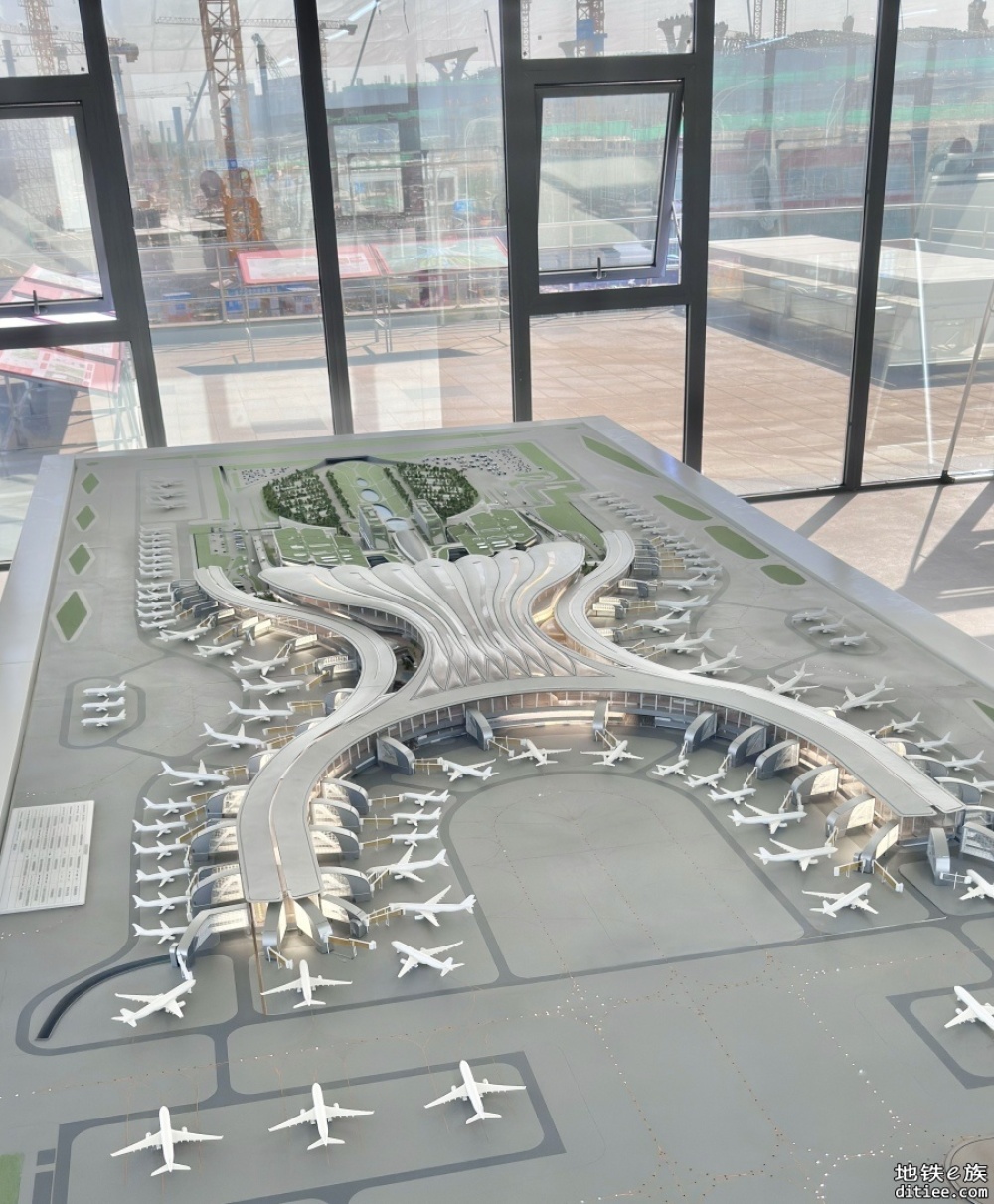 白云机场三期扩建今年要完成百亿投资，未来引入6高铁3城际