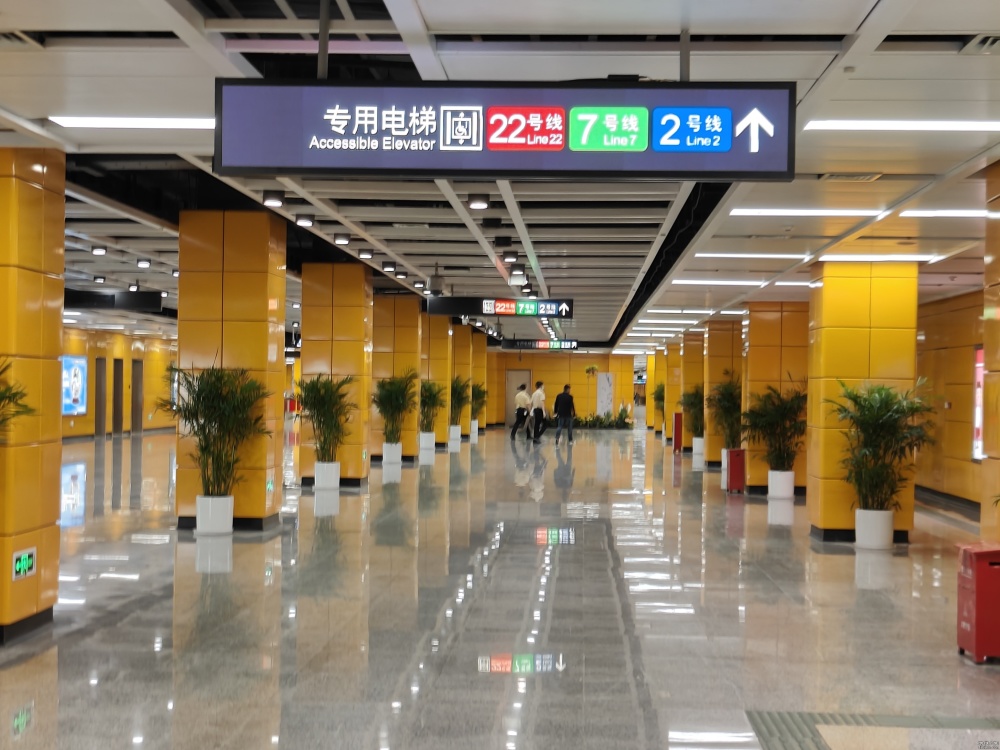 广州南站换乘通道照片+视频