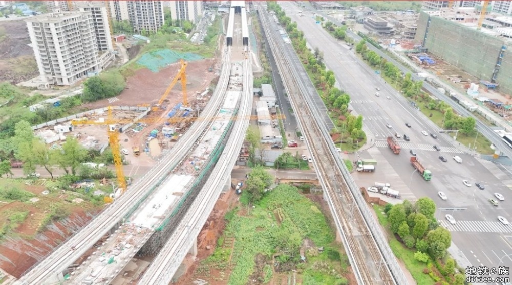重庆地铁27号线璧山停车场出入段线浇筑完成！