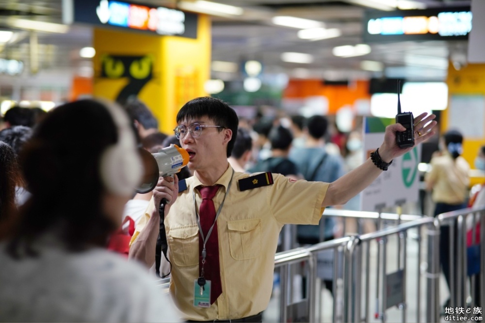 1096.9万人次，广州地铁与城际单日客流创年内新高