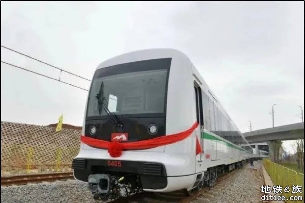 该城 首列国产化制动系统地铁车辆 正式投入载客运营