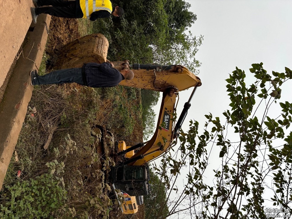 一句话新闻，十陵南火车站周边路网建设已启动