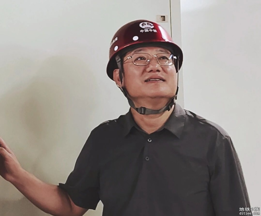 13号线二期天鱼区间轨行区热滑并临时“三权”移交