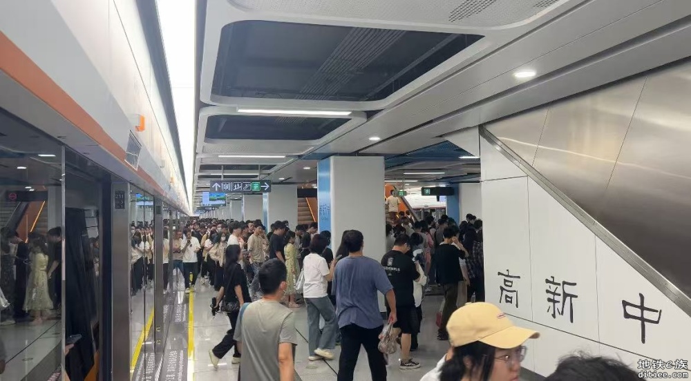 深圳地铁13号线早高峰客流观察