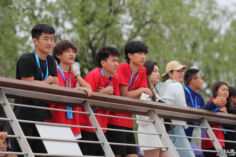 新津龙舟会好闹热，会转化成地铁客流吗？