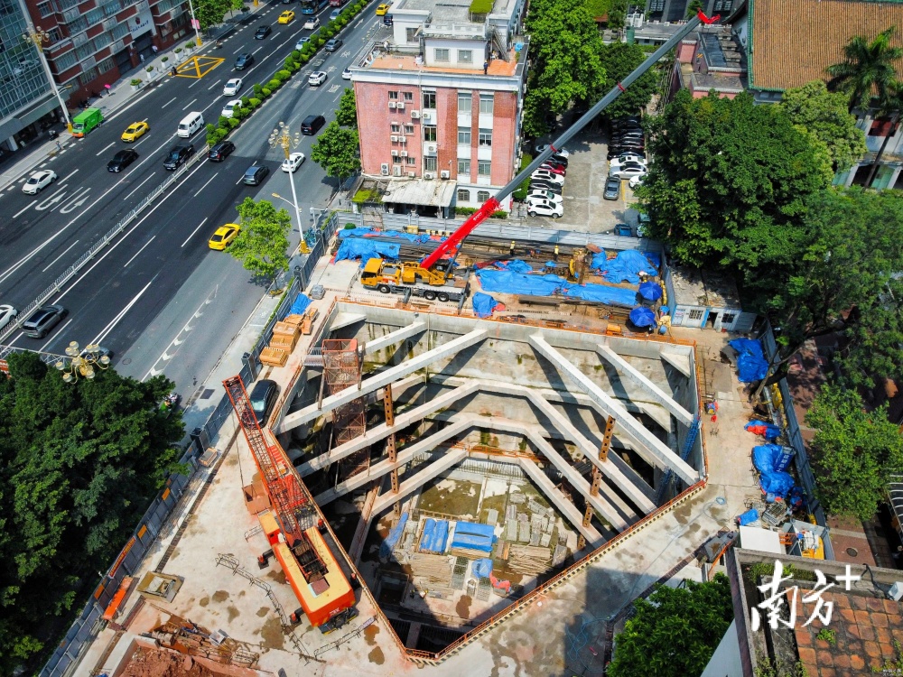 13号线二期纪念堂站工地输气管道发生爆炸